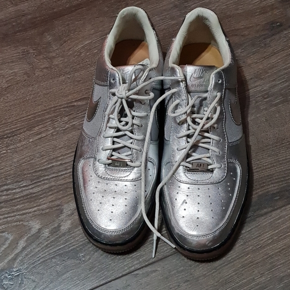 Nike AF1 Downtown silver size 9 - Picture 2 of 7